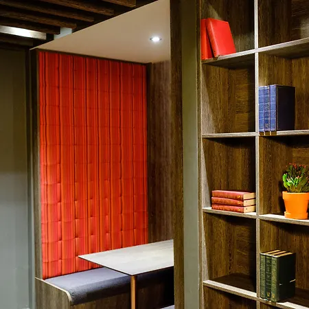 Ibis Styles Centre Arena Лидс