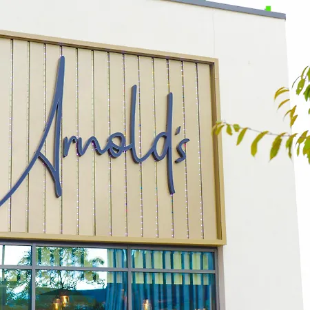 Ibis Styles Centre Arena 3*