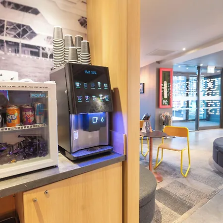 Ibis Styles Centre Arena Hotell 3*