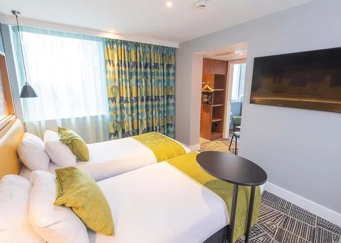 Ibis Styles Centre Arena Hotel 3*