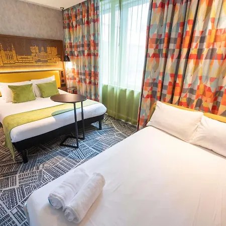 Ibis Styles Centre Arena Hotel 3*